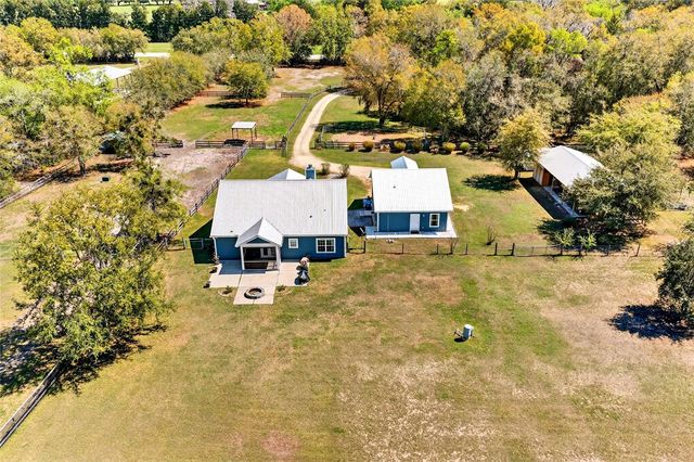 5864 NW STATE ROAD 45, Newberry, FL 32669