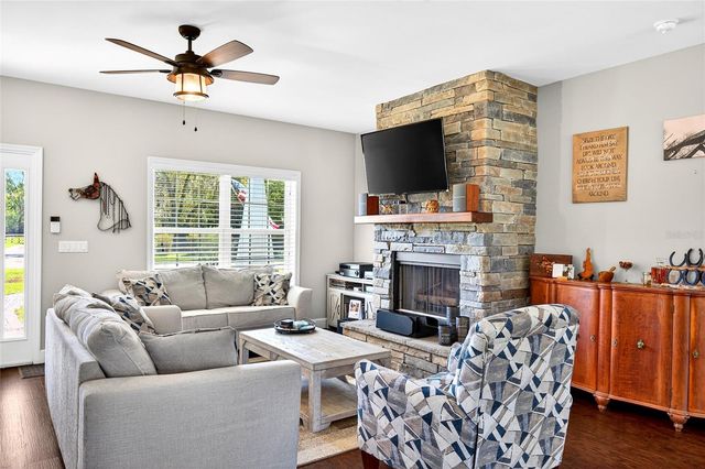 5864 NW STATE ROAD 45, Newberry, FL 32669