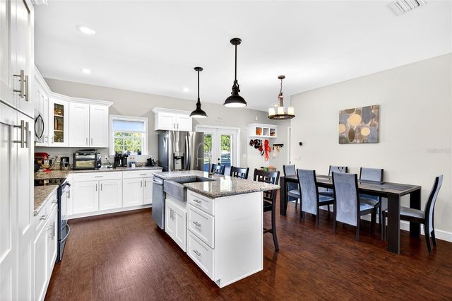 5864 NW STATE ROAD 45, Newberry, FL 32669