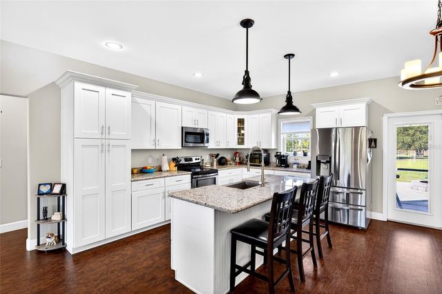 5864 NW STATE ROAD 45, Newberry, FL 32669