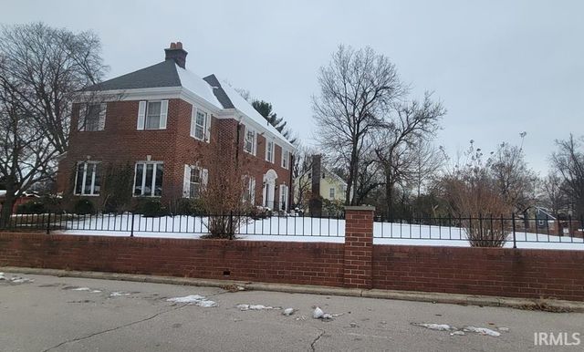 1529 Old Orchard Road, Vincennes, IN 47591