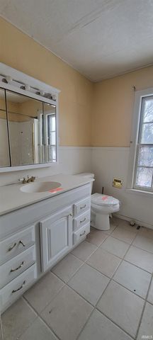 1529 Old Orchard Road, Vincennes, IN 47591