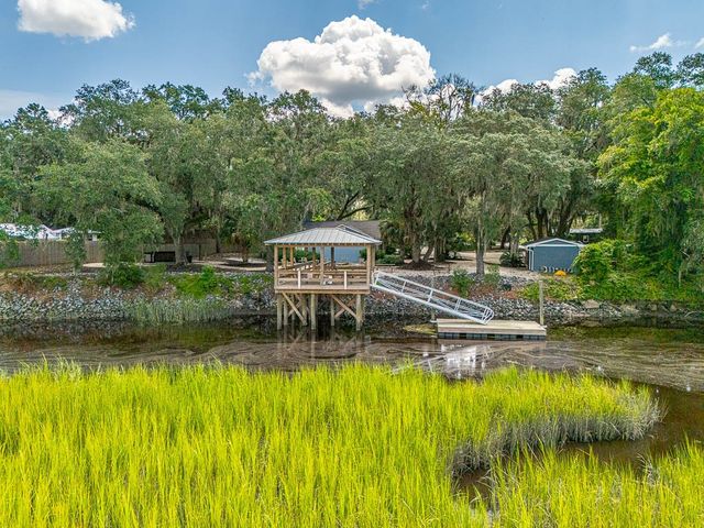 116 Burnett Road A,B,C,D & E, Brunswick, GA 31523