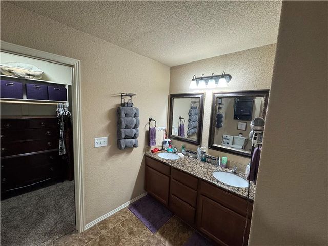 1008 Kensington Drive, Centerton, AR 72719