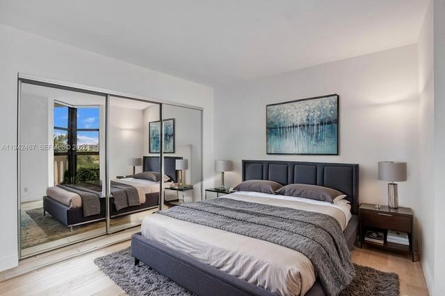 1000 E Island Blvd 503, Aventura, FL 33160