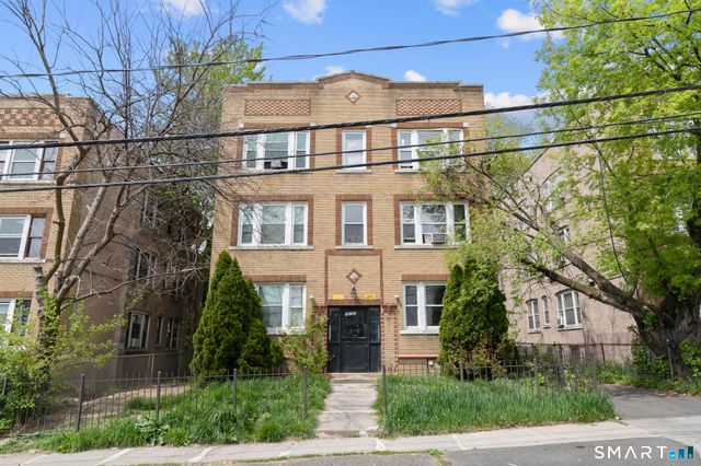 38-40 Redding Street, Hartford, CT 06114