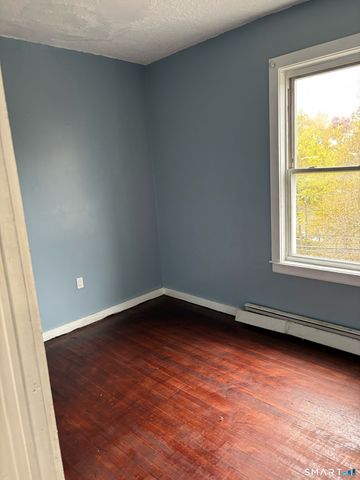 38-40 Redding Street, Hartford, CT 06114