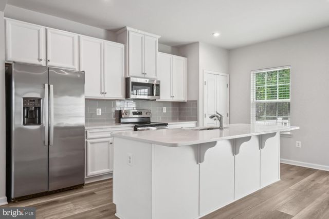 4502 DALE CREEK WAY, Woodbridge, VA 22193