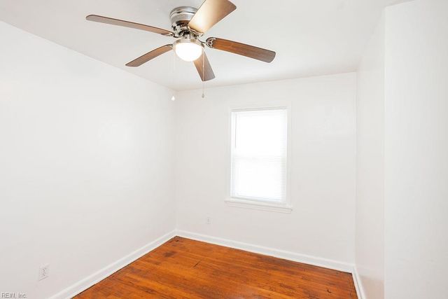 593 Thole ST, Norfolk, VA 23505