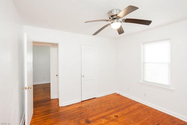 593 Thole ST, Norfolk, VA 23505