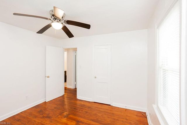 593 Thole ST, Norfolk, VA 23505