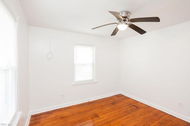 593 Thole ST, Norfolk, VA 23505