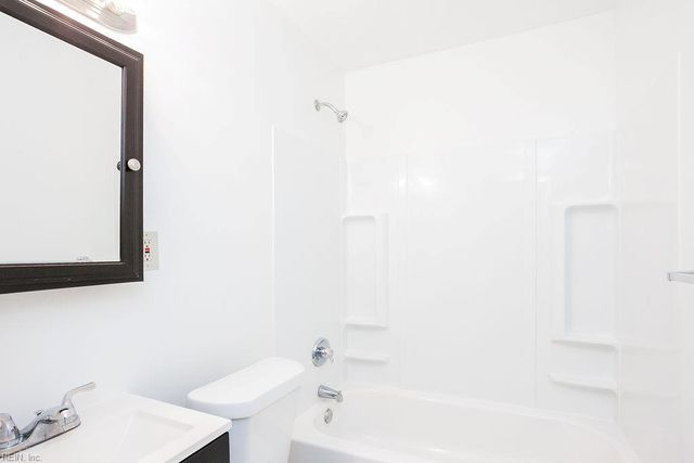 593 Thole ST, Norfolk, VA 23505