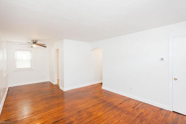 593 Thole ST, Norfolk, VA 23505