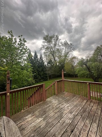 405 Shortridge Avenue, Rochester Hills, MI 48307