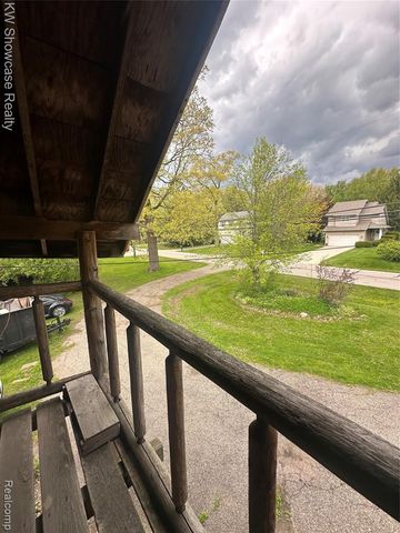 405 Shortridge Avenue, Rochester Hills, MI 48307