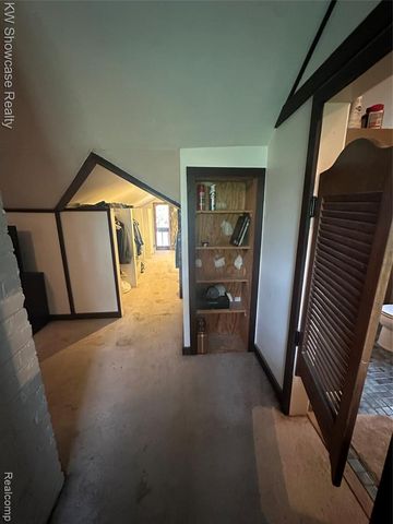 405 Shortridge Avenue, Rochester Hills, MI 48307