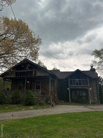 405 Shortridge Avenue, Rochester Hills, MI 48307