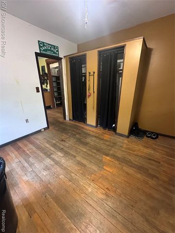 405 Shortridge Avenue, Rochester Hills, MI 48307