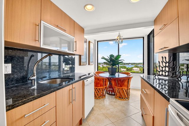3589 S Ocean Boulevard 908, South Palm Beach, FL 33480