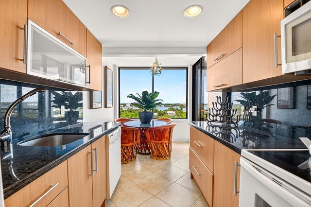 3589 S Ocean Boulevard 908, South Palm Beach, FL 33480