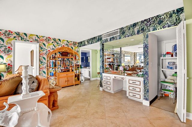 3589 S Ocean Boulevard 908, South Palm Beach, FL 33480