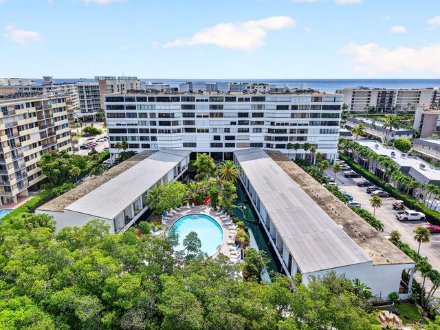 3589 S Ocean Boulevard 908, South Palm Beach, FL 33480