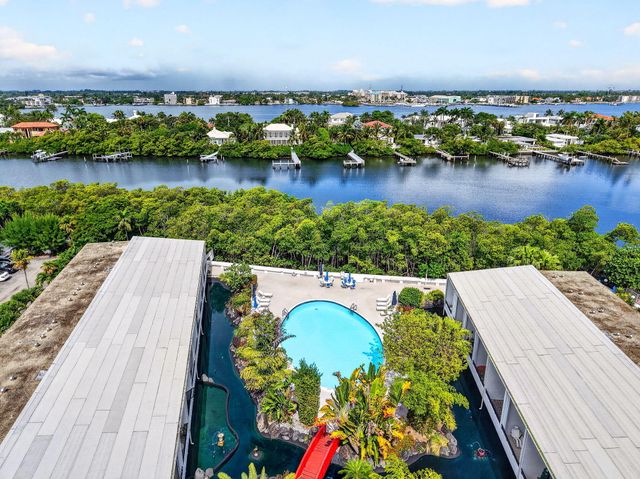 3589 S Ocean Boulevard 908, South Palm Beach, FL 33480
