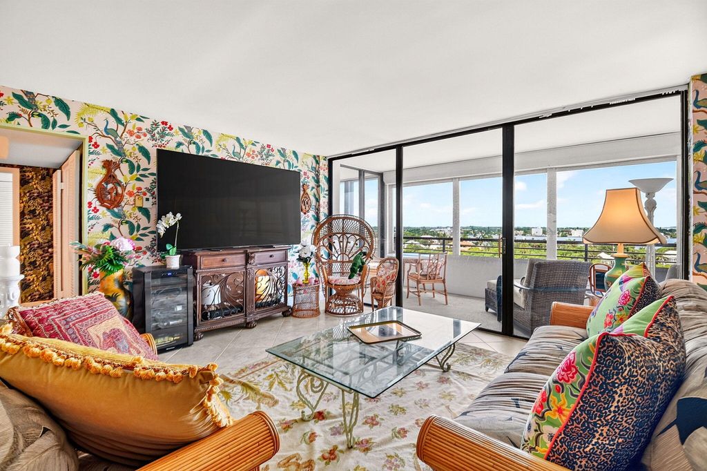 3589 S Ocean Boulevard 908, South Palm Beach, FL 33480