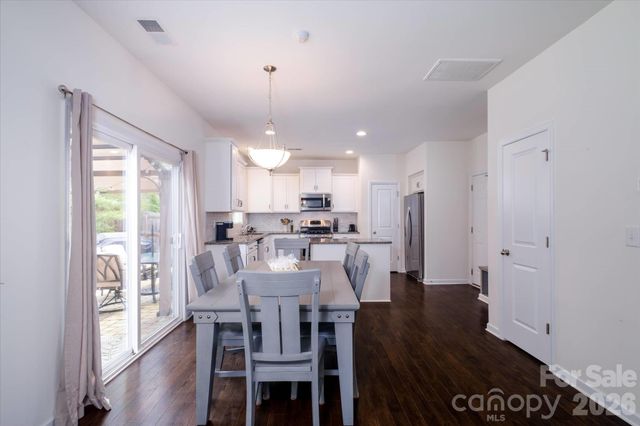 5415 Fenway Drive, Charlotte, NC 28273