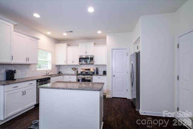 5415 Fenway Drive, Charlotte, NC 28273