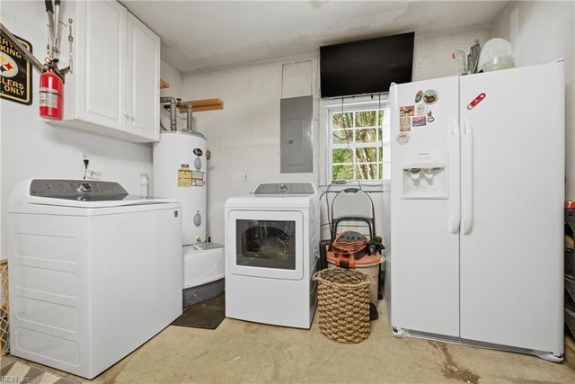 3961 W Colonial PW, Virginia Beach, VA 23452