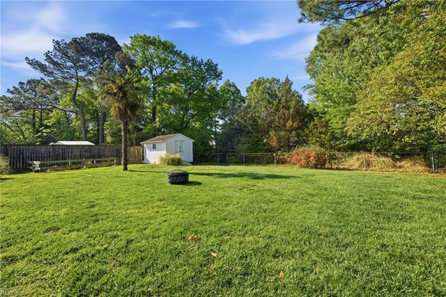 3961 W Colonial PW, Virginia Beach, VA 23452