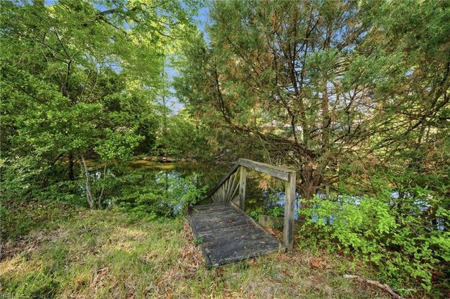 3961 W Colonial PW, Virginia Beach, VA 23452