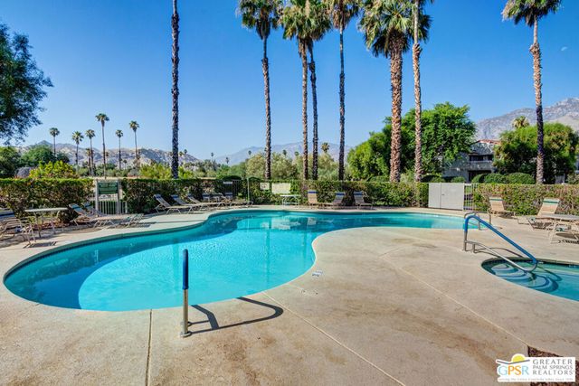 2001 E Camino Parocela Q120, Palm Springs, CA 92264
