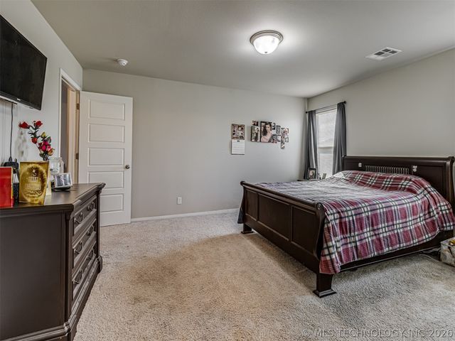 7520 E 157th Place S, Bixby, OK 74008