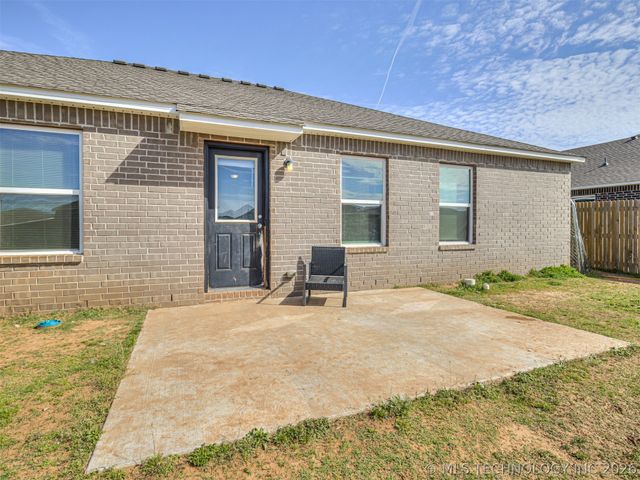 7520 E 157th Place S, Bixby, OK 74008