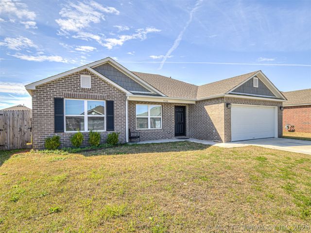 7520 E 157th Place S, Bixby, OK 74008