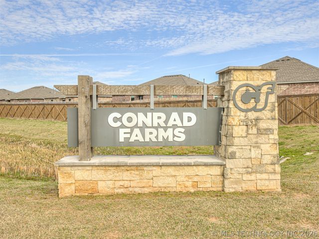 7520 E 157th Place S, Bixby, OK 74008