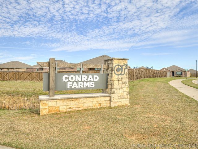 7520 E 157th Place S, Bixby, OK 74008