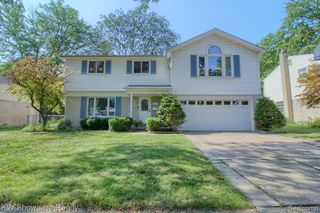 39175 Parkhurst Street, Livonia, MI 48154