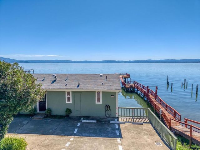 4315 Lakeshore Boulevard, Nice, CA 95464
