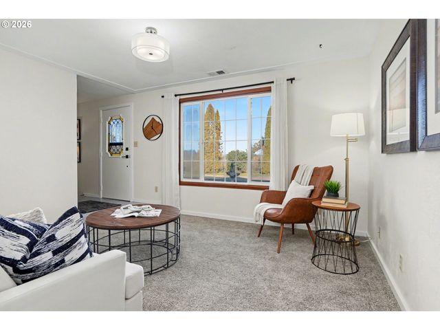 1392 62ND Ave Se, Salem, OR 97317