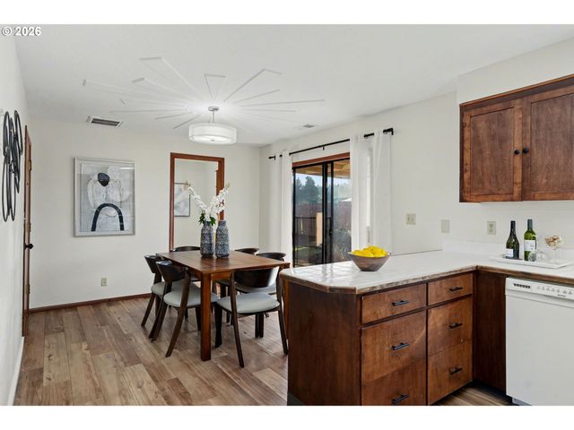 1392 62ND Ave Se, Salem, OR 97317