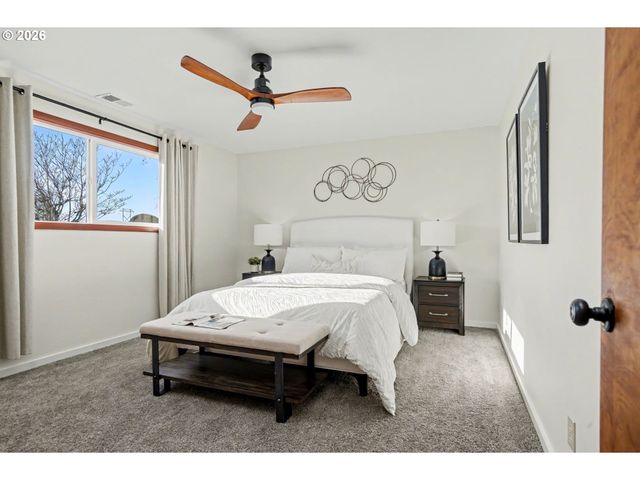 1392 62ND Ave Se, Salem, OR 97317