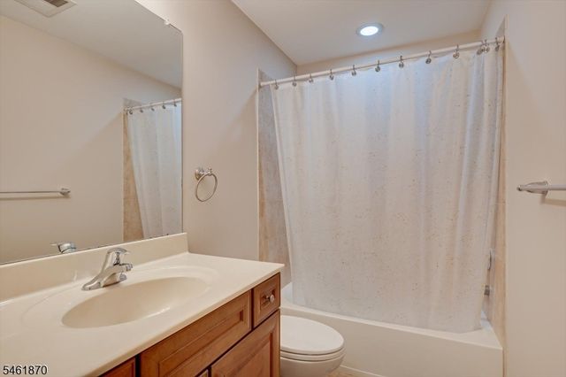 15 Bahr Cir, Verona Twp., NJ 07044