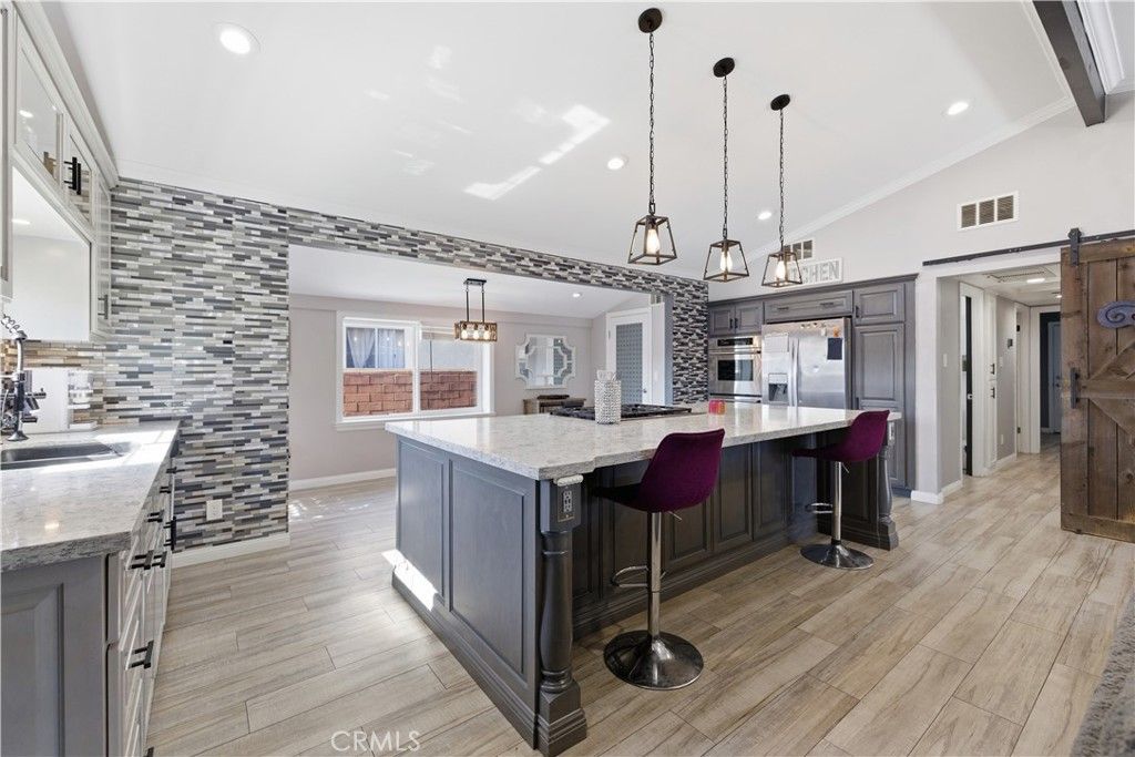 Image 10 of property listing at 10652 Thomas, Anaheim, CA 92804