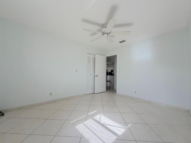 2704 Knight Lane, Delray Beach, FL 33445