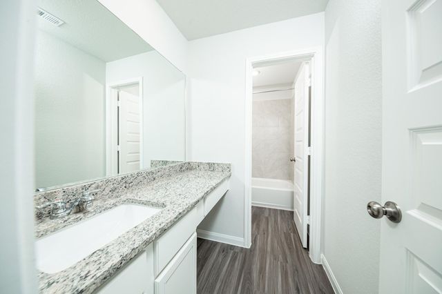 2524 Hawks Eye Drive, Conroe, TX 77301