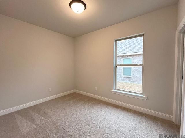 1599 Old Tucson Ave, Zachary, LA 70791